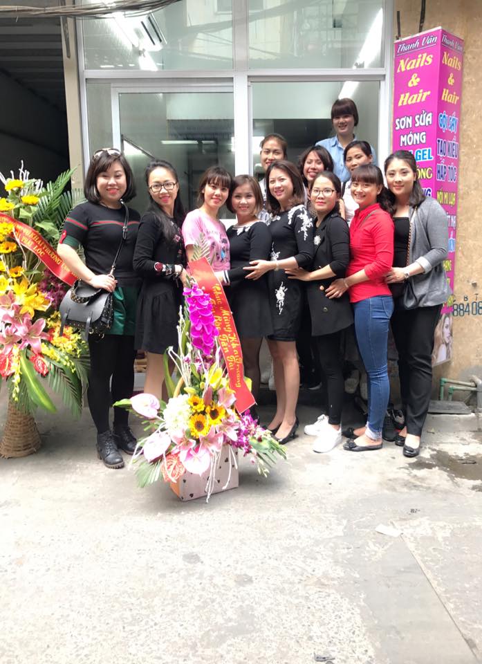 học nghề nail ở Hà Nội