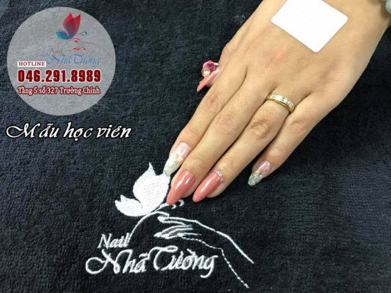 Dạy đắp gel cơ bản tại Nail Nhã Tường