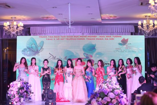 Bài biểu diễn Fantasy sự kiện : Dấu Ấn 10 năm Nail Nhã Tường