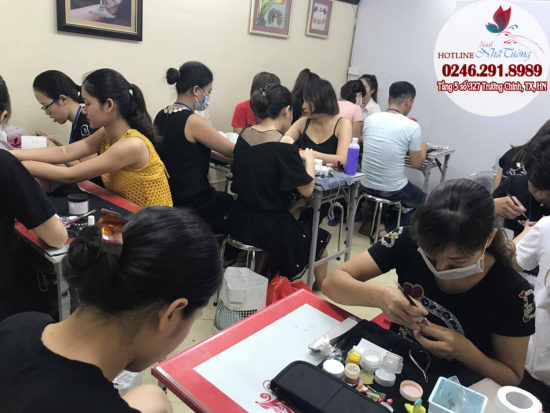 Lớp học nail taị Nhã Tường