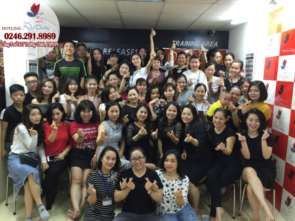 Địa chỉ đào tạo nail uy tín