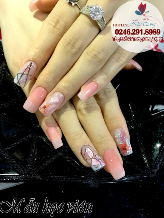 Dạy nail ở Hà Nội cấp tốc