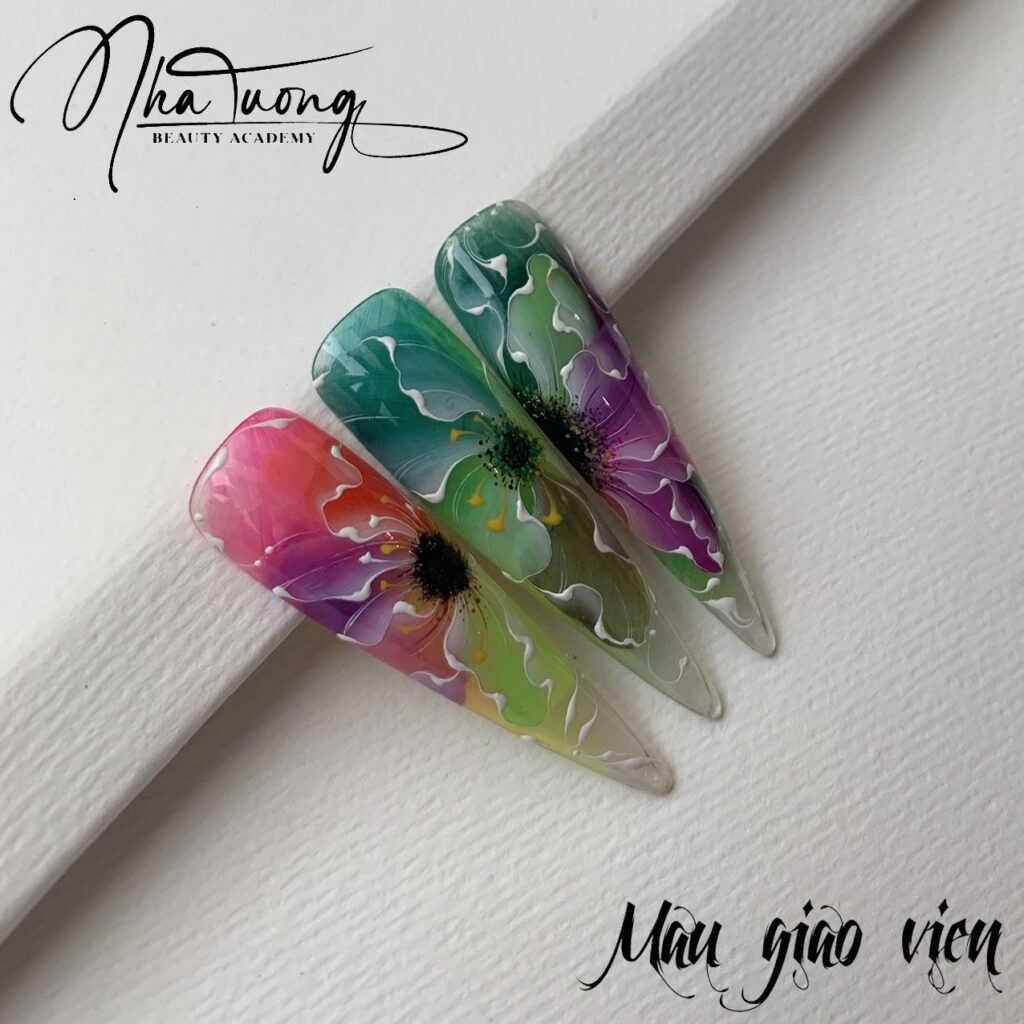 trong-nganh-nail-2