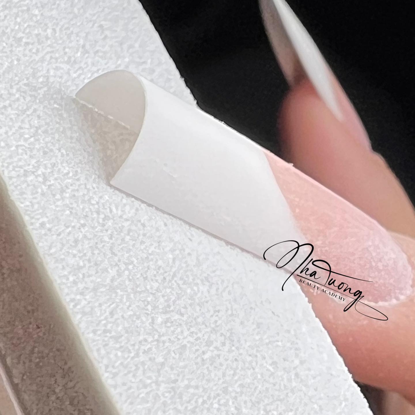 Những Điều Cần Biết Về Văn Hóa Làm Nail Ở Các Quốc Gia Những Điều Cần Biết Về Văn Hóa Làm Nail Ở Các Quốc Gia
