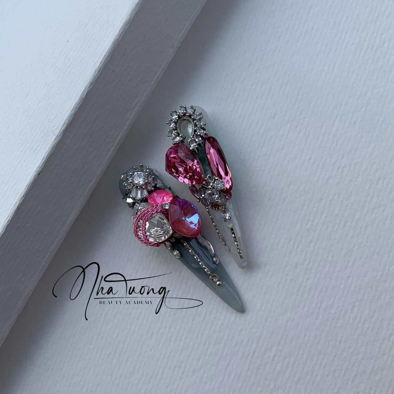 Làm Thế Nào Để Xây Dựng Sự Nghiệp Nail Ở Nước Ngoài Sau Khóa Học Tại Nha Tuong Làm Thế Nào Để Xây Dựng Sự Nghiệp Nail Ở Nước Ngoài Sau Khóa Học Tại Nha Tuong