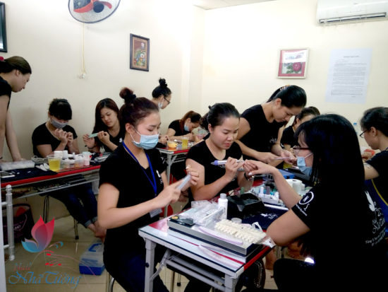 Nỗi lo của người học nail , địa chỉ dạy nail tốt Nỗi lo của người học nail , địa chỉ dạy nail tốt